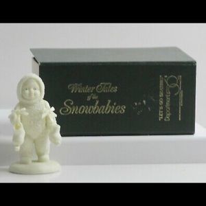 DEPT 56 WINTER TALES OF THE SNOWBABIES #6860-8 "LET'S GO SKATING" IN BOX